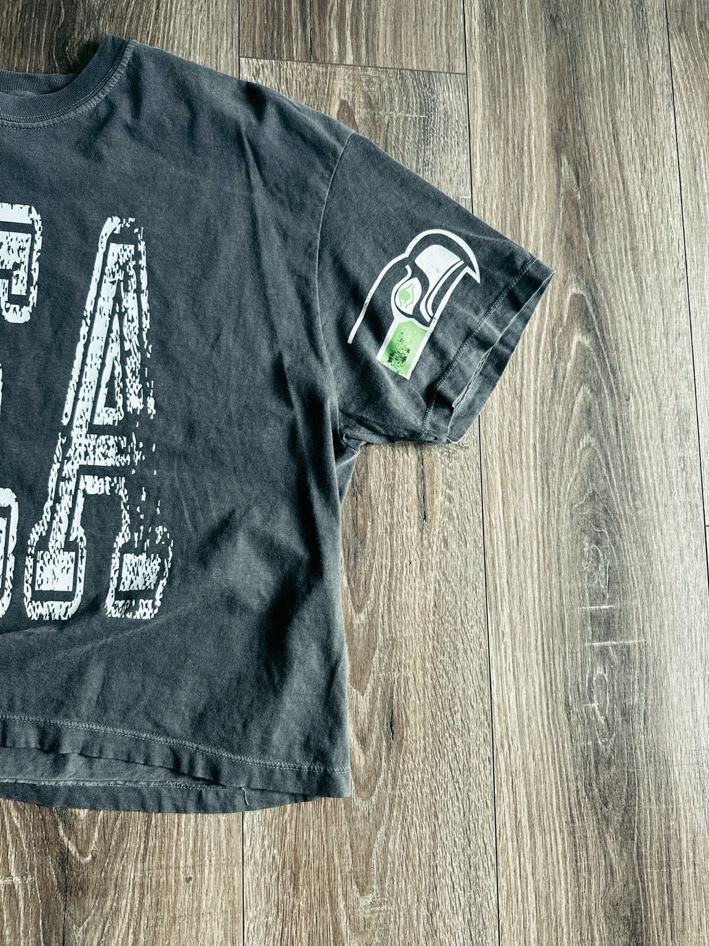 SEA retro-boxy graphic tee