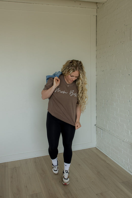 Mom Boss cursive tee-ESPRESSO PRE ORDER
