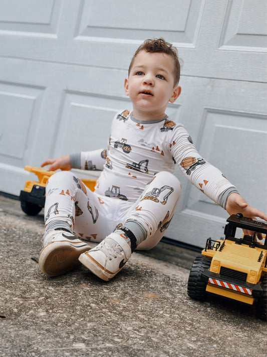 Construction -AK Dreamers Bamboo 2PC PJ’s