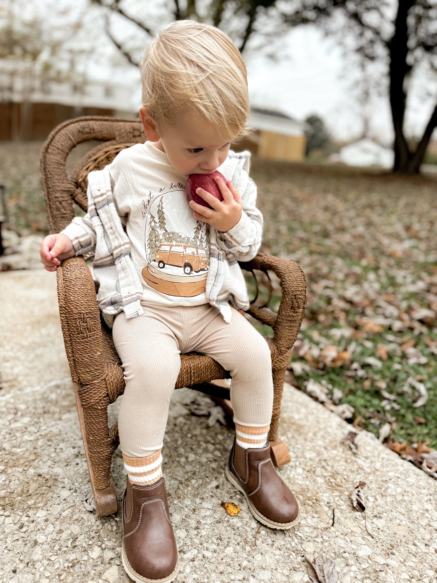 Wonderful world-Graphic tee