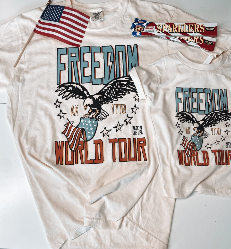 Freedom Tour Mama + Mini